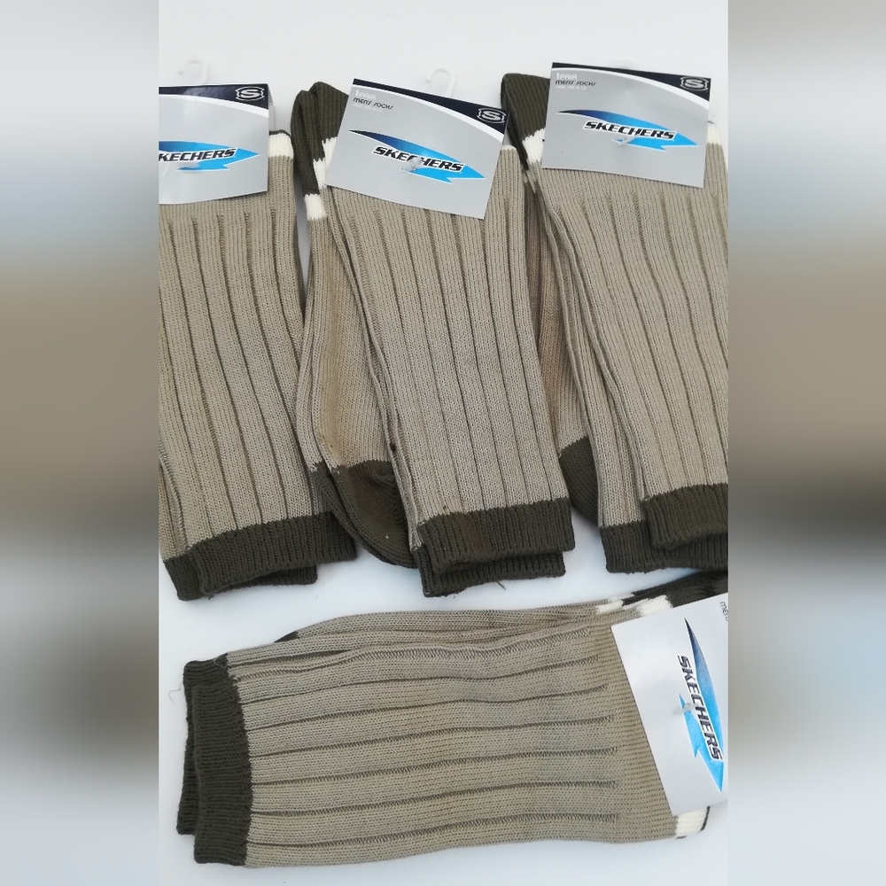 Skechers Men's Ribbed Crew Socks in Khaki with Olive Cuff